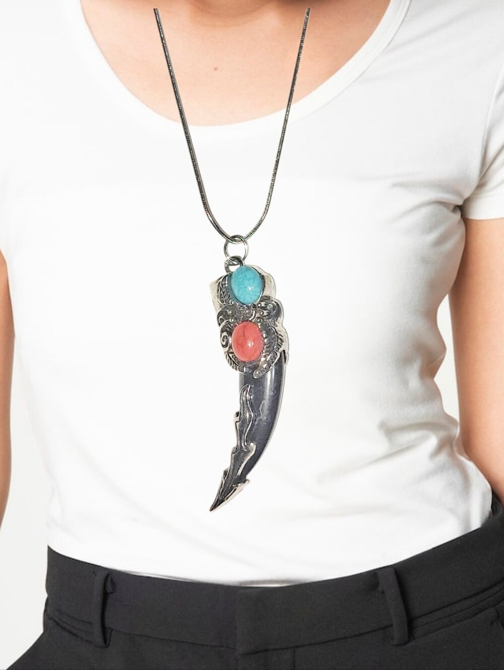 Silver Wolf Head Tooth Pendant w/ Stainless Steel Necklace NWOT